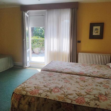 Hotel Suite Miono Castro Urdiales Bagian luar foto